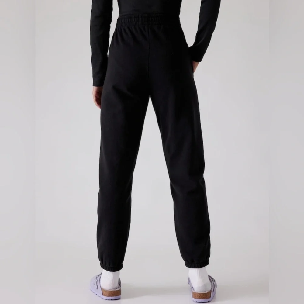 NWT Athleta Girl Retroactive Black Jogger Size XS/6.